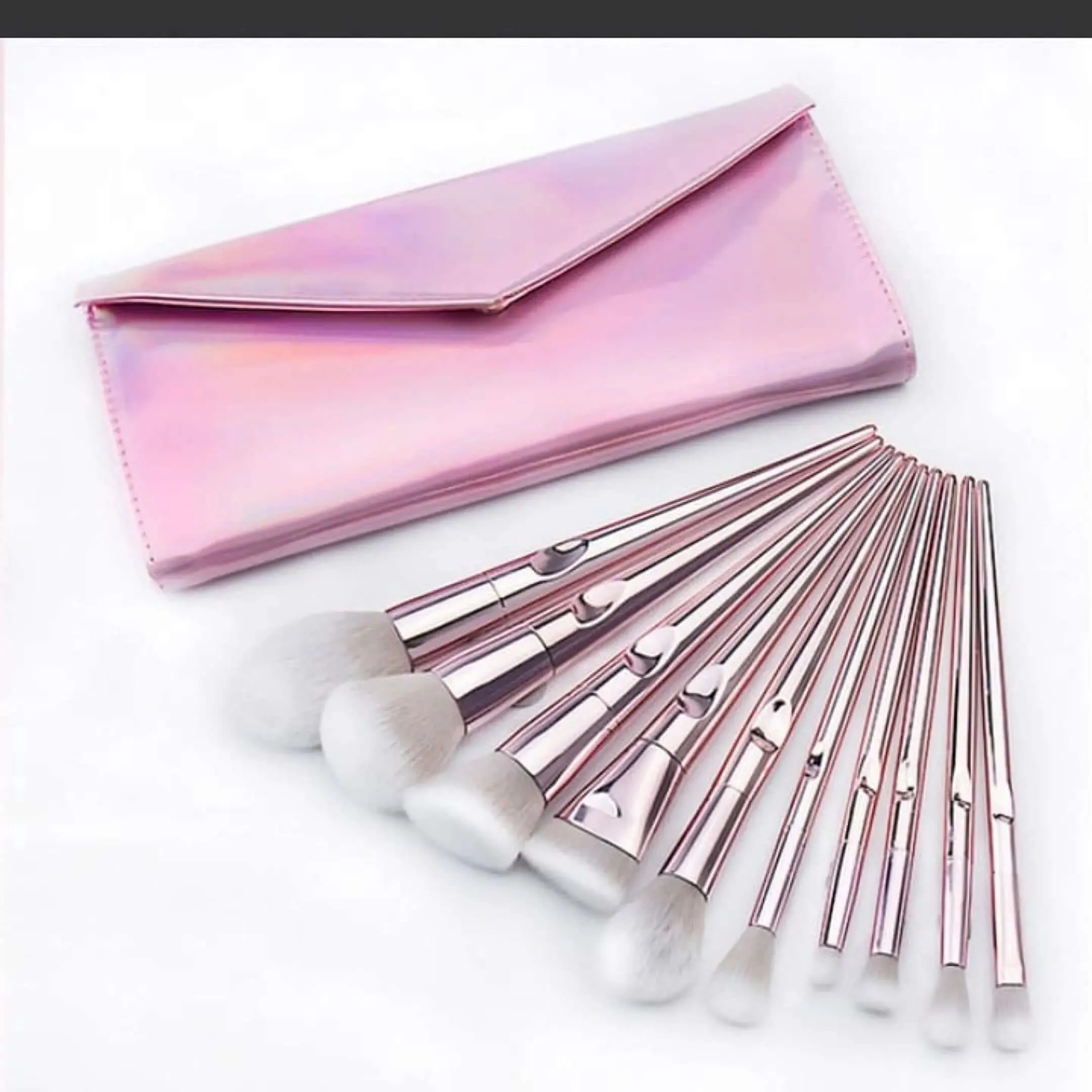 10 Piece Brush Set in Pink Purse