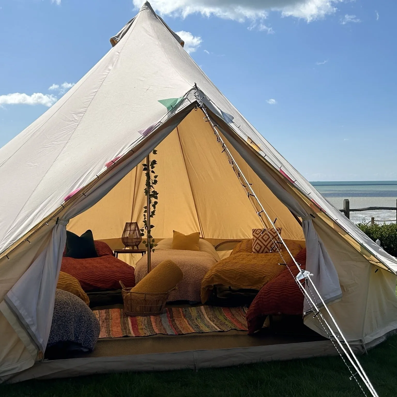 5m Bell Tent With Stove Hole & Flap