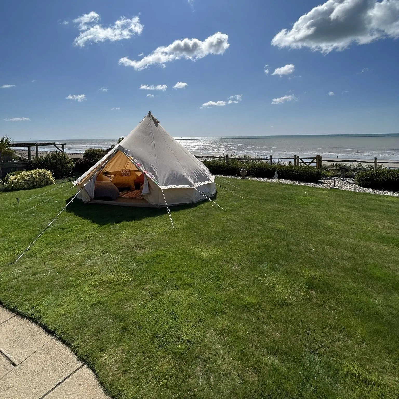 5m Bell Tent With Stove Hole & Flap