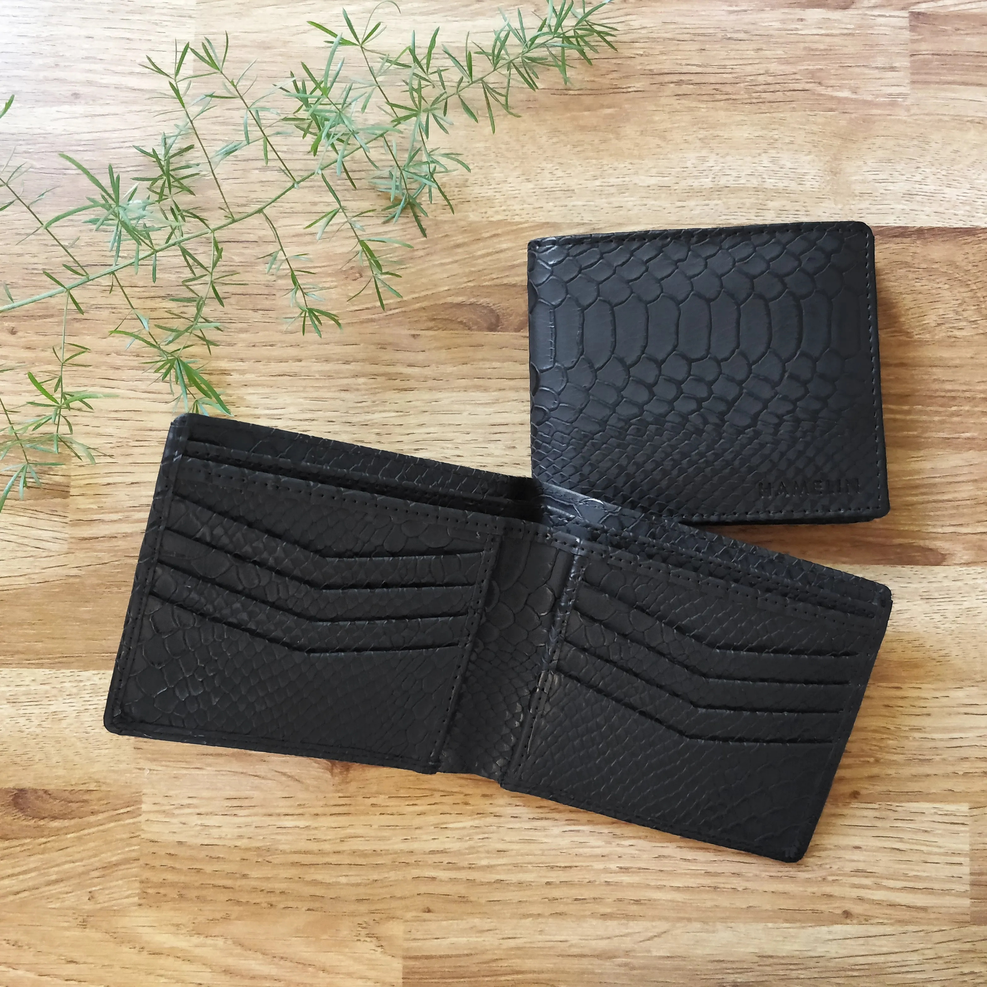 Classic RFID Vegan Wallet for Men (Black Croc) Sample Sale