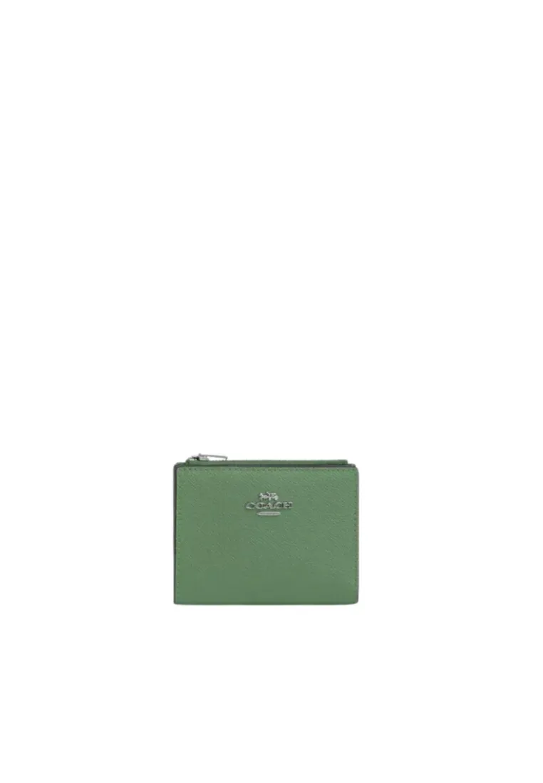 Coach Bifold Purse In Soft Green CR983