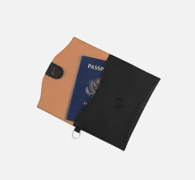 Hobo Vida Passport Holder / Black