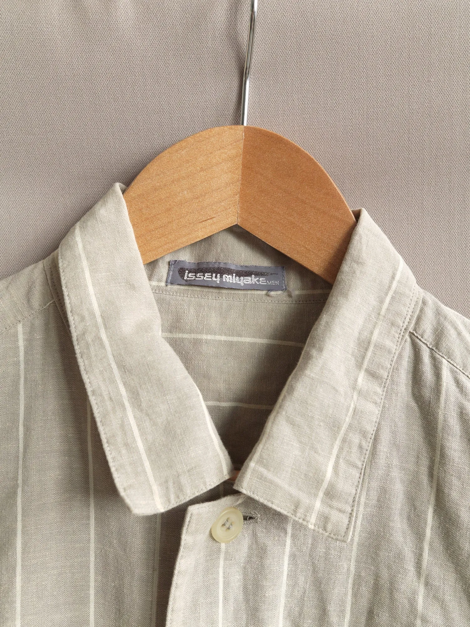 Issey Miyake Men 1980s grey beige linen stripe double pocket over shirt - size M