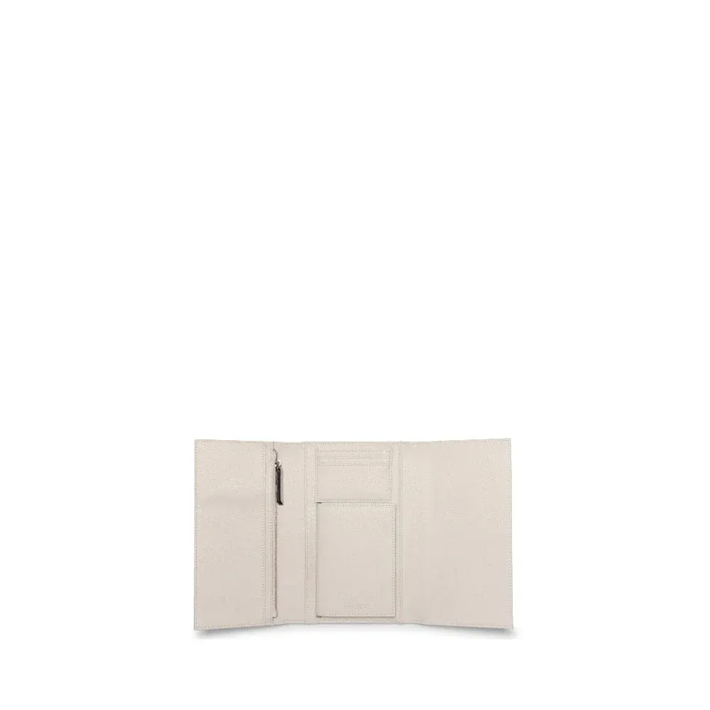 Lambert - The Atlas Passport Holder