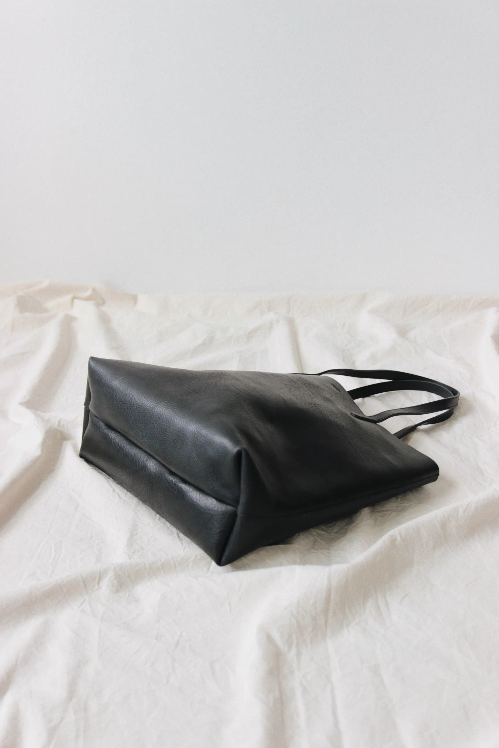 Large tote bag black