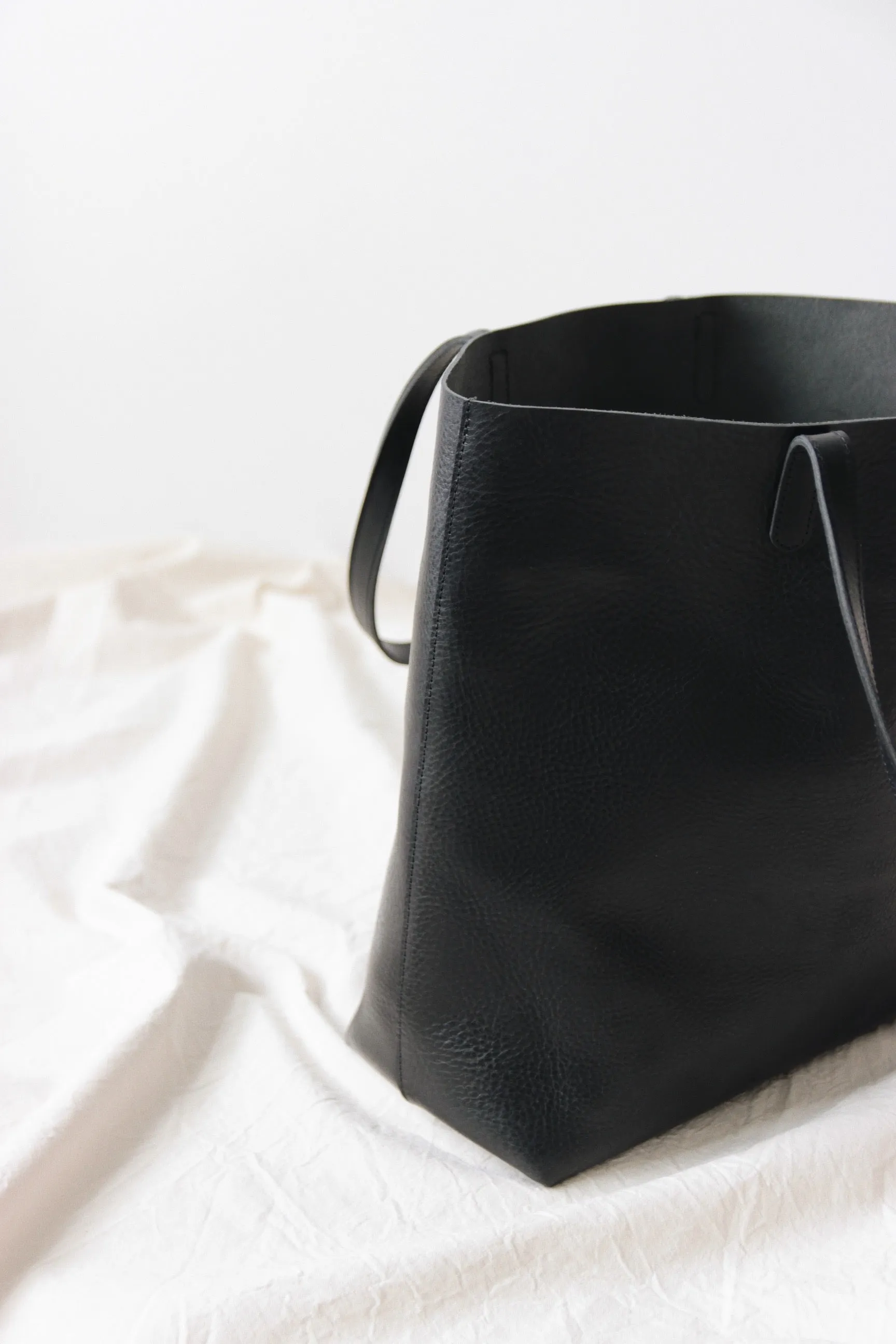 Large tote bag black