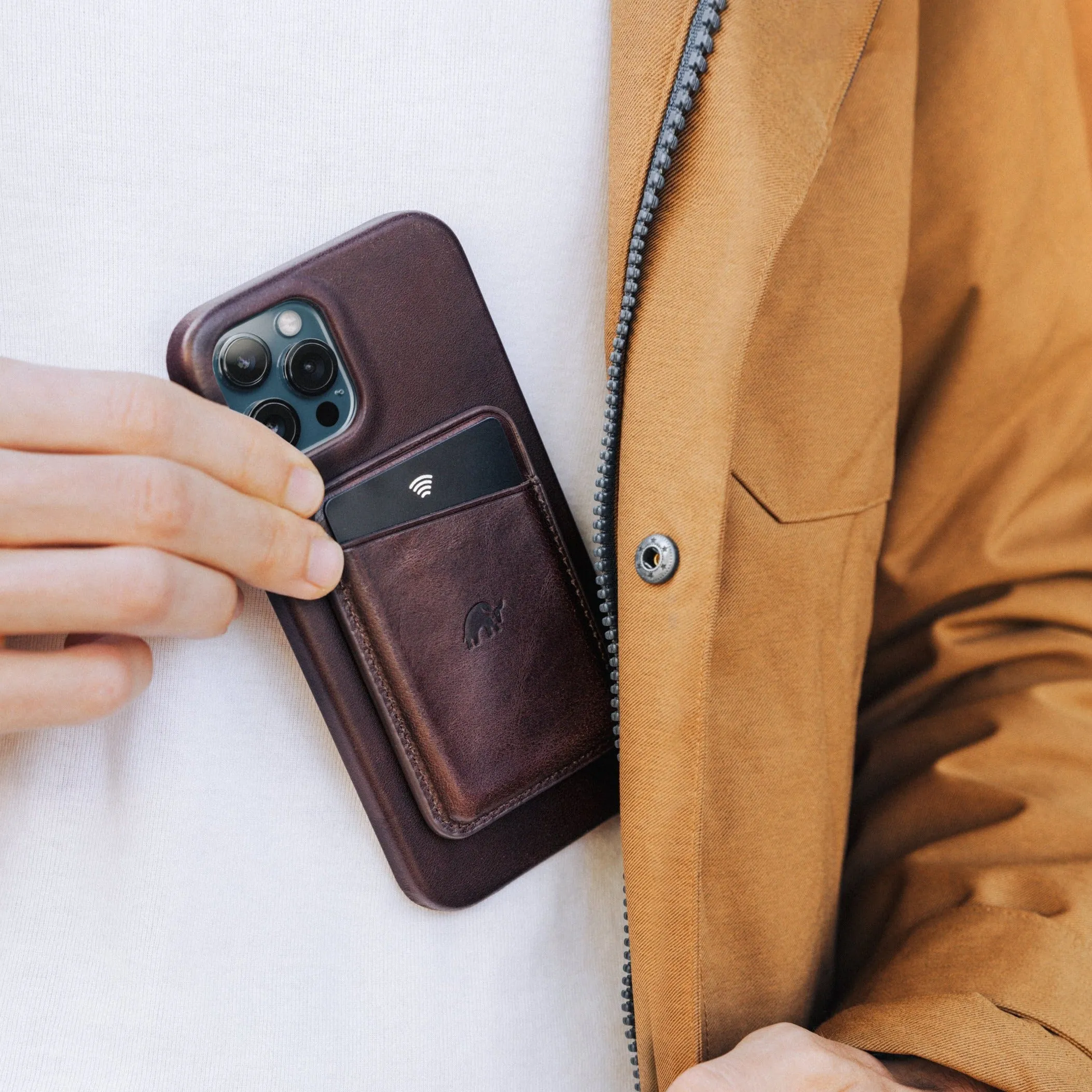 Leather Magnetic Wallet - BOURBON