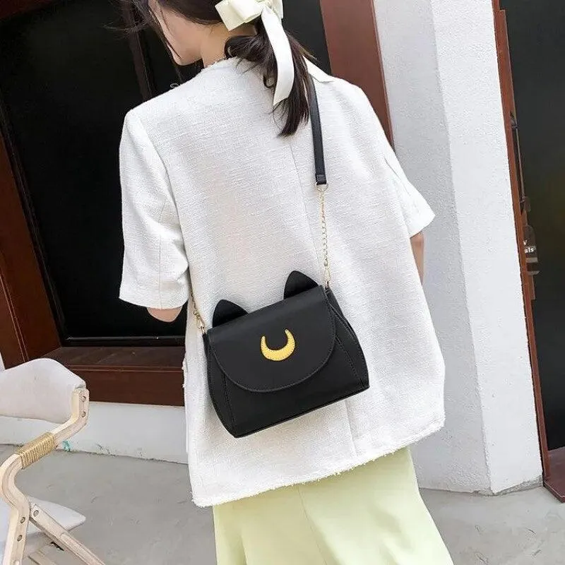 Luna Crescent Hand Bag