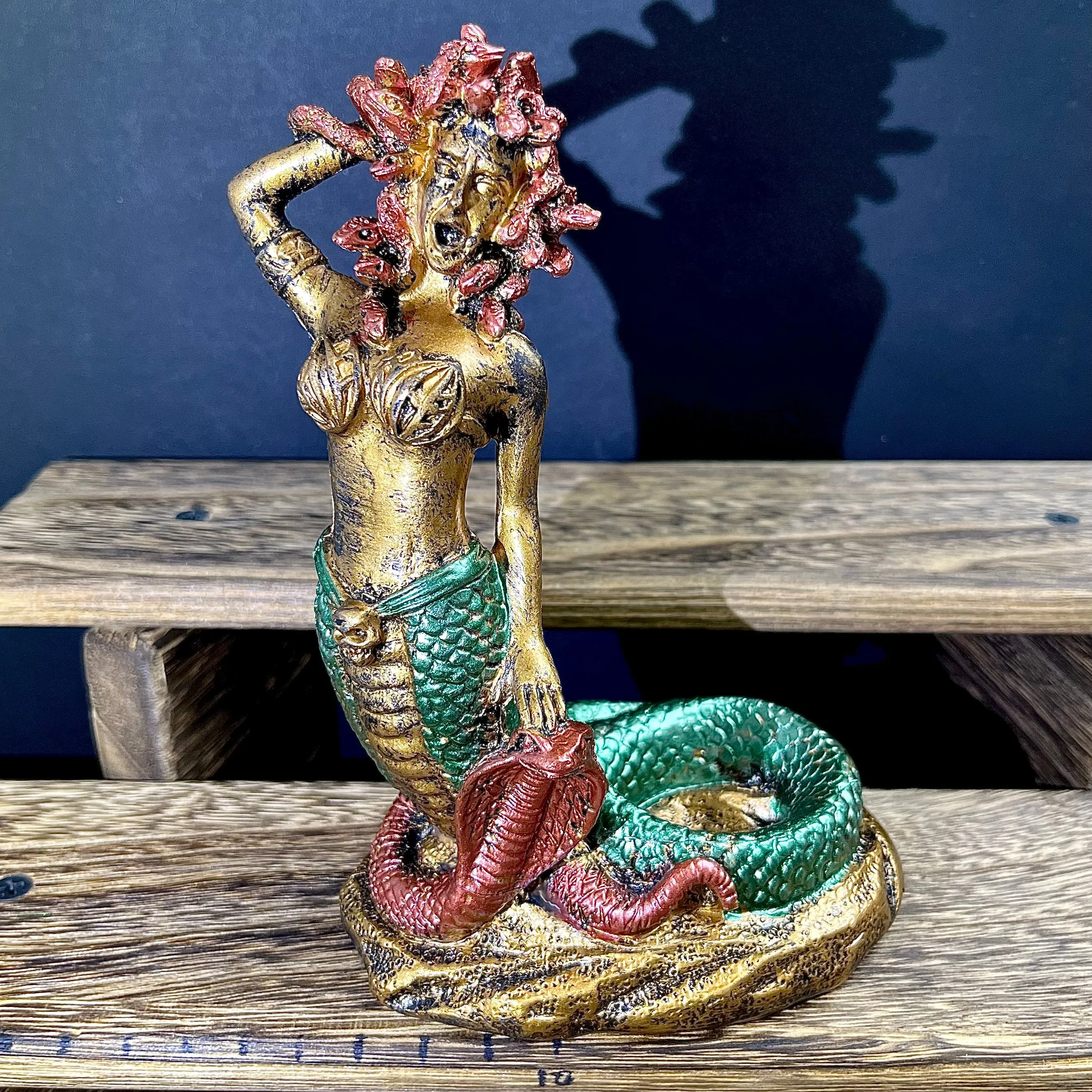 Resin Medusa Sphere Holder