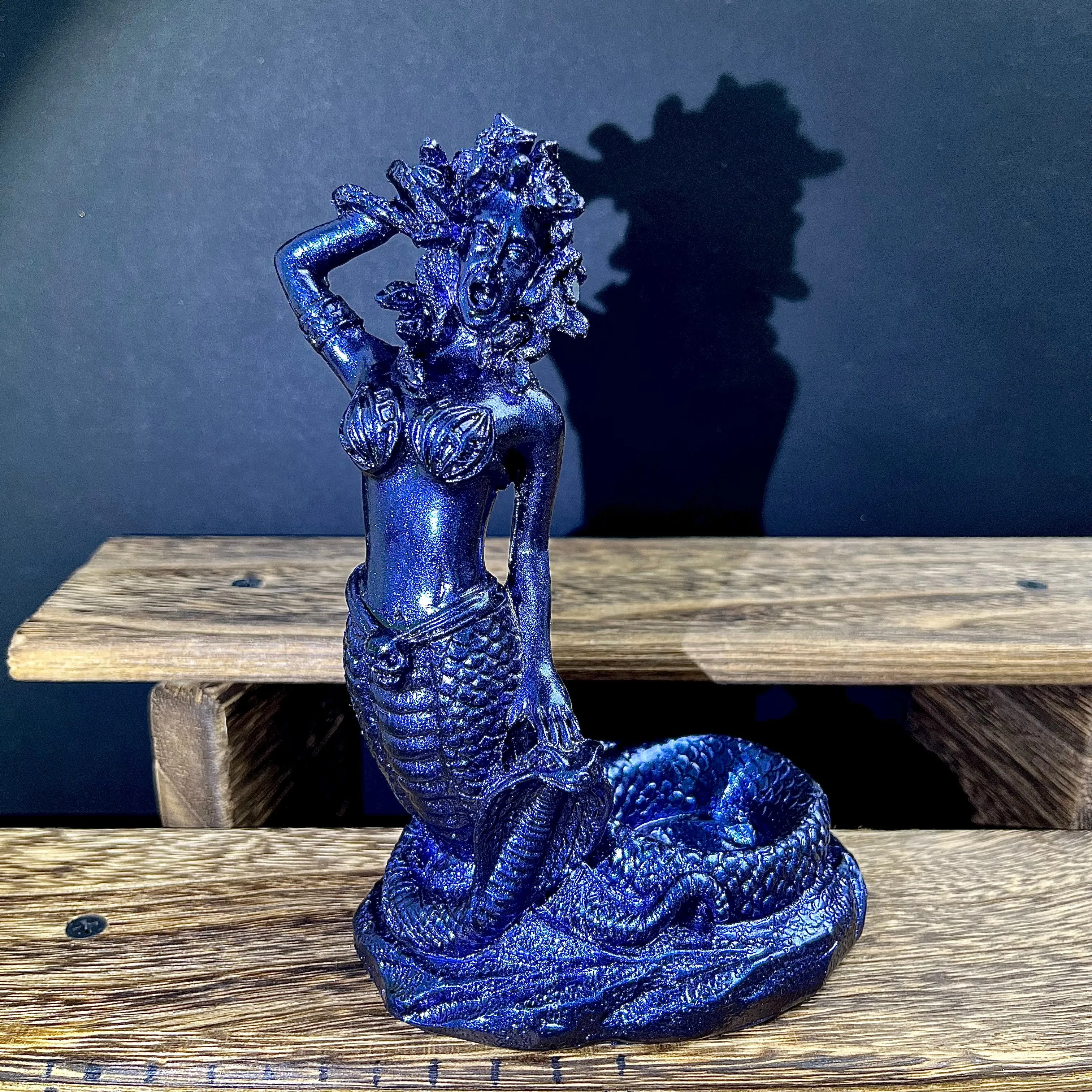 Resin Medusa Sphere Holder