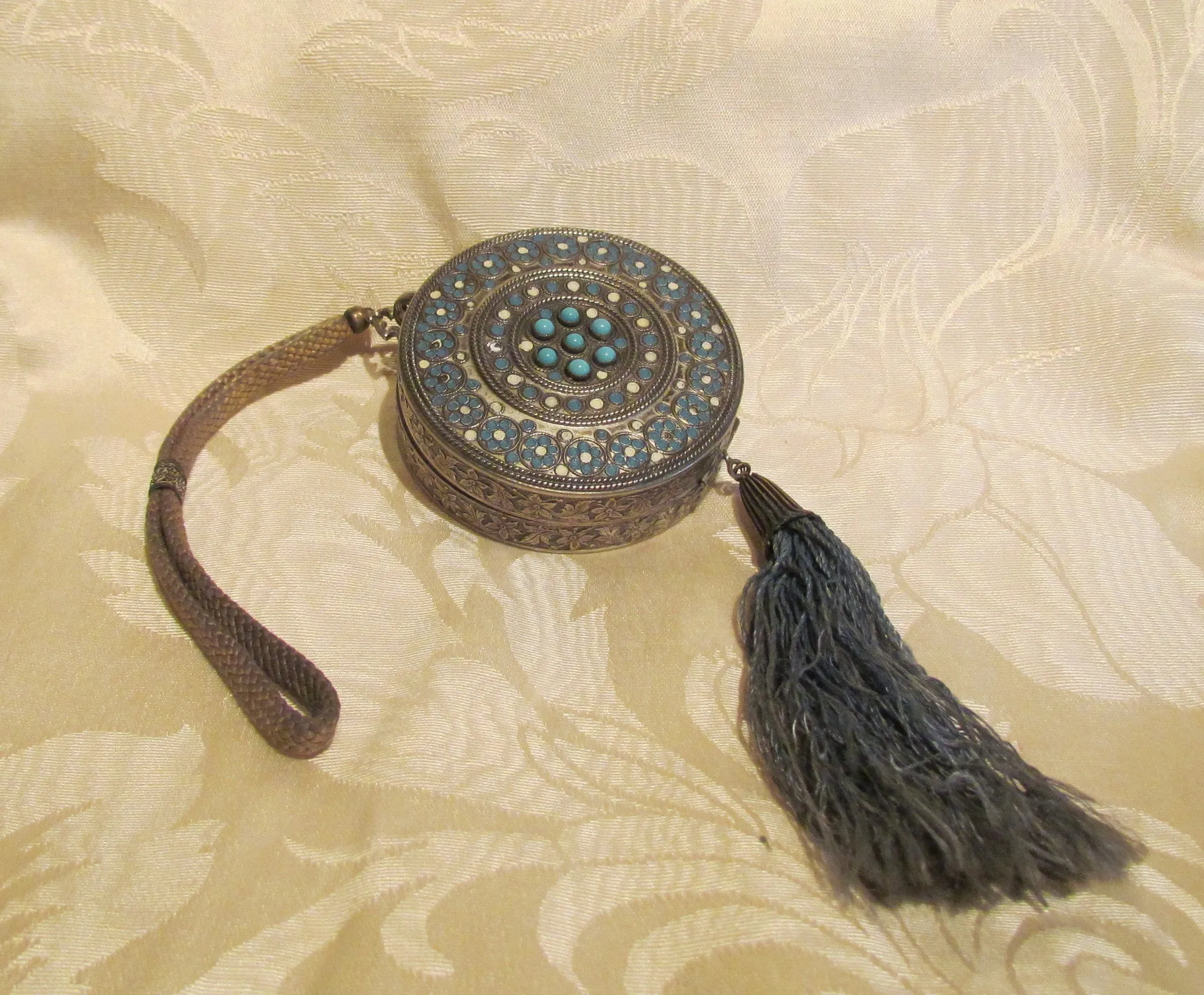 Silver Compact Wristlet Purse Turquoise Stones And Enamel Accents 1800's Powder & Rouge Rare