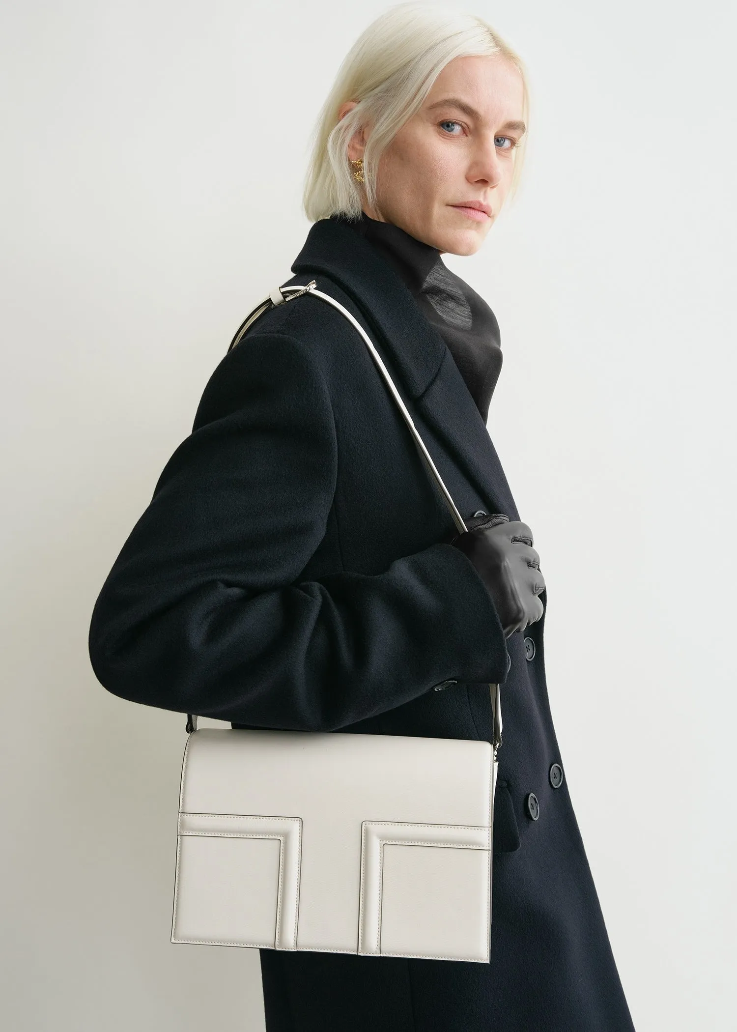 T-Flap leather bag milk