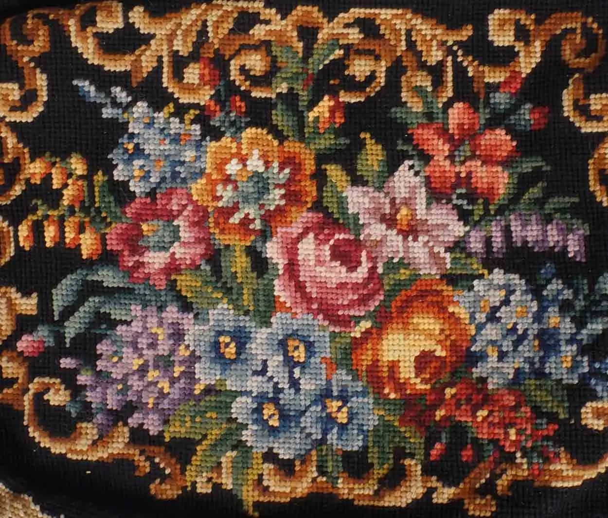 Vintage 1940s Needlepoint Tapestry Purse Large Handbag